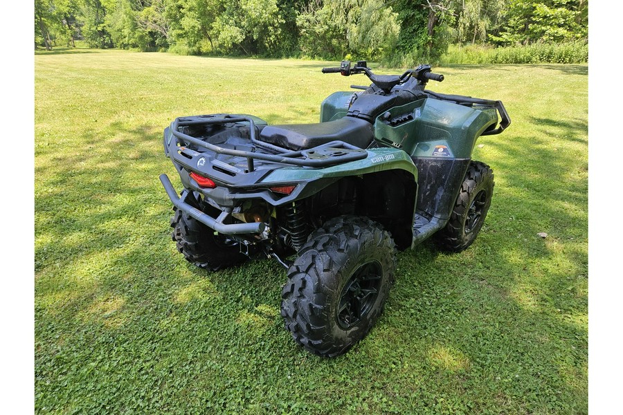 2023 Can-Am OUTLANDER PRO XU HD7