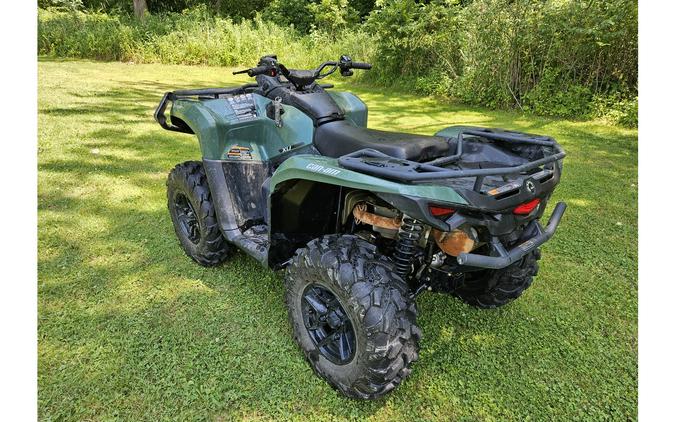 2023 Can-Am Outlander PRO XU HD7