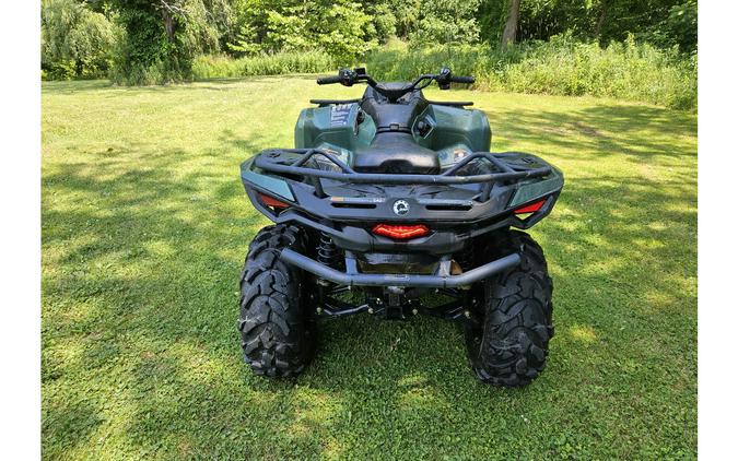 2023 Can-Am Outlander PRO XU HD7