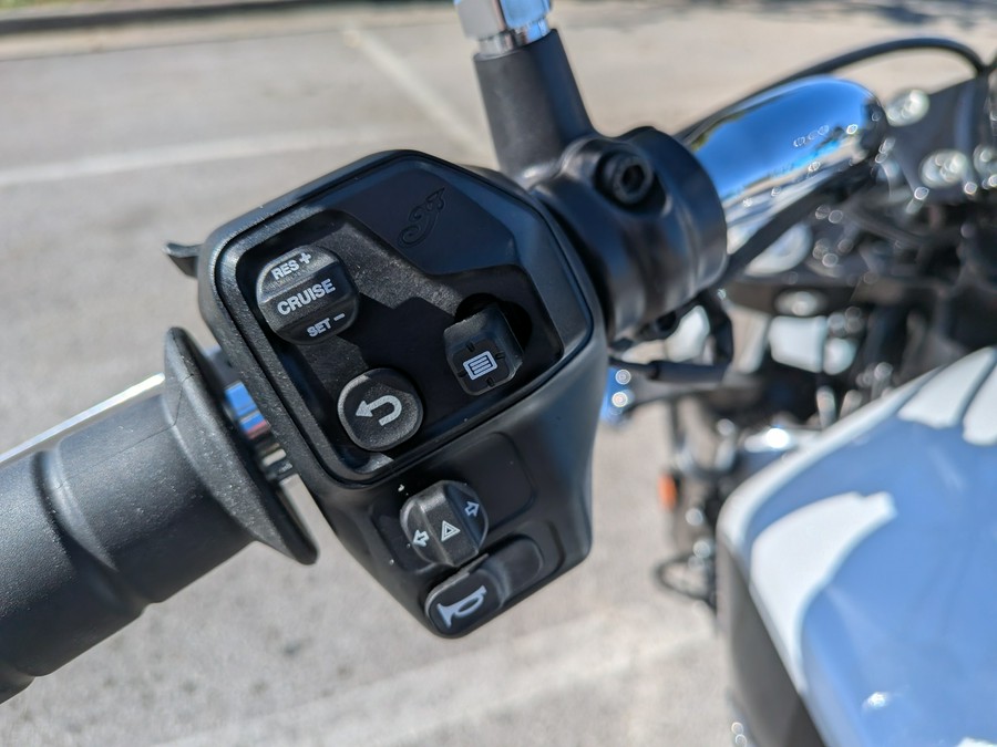 2025 Indian Motorcycle Scout® Classic Limited +Tech