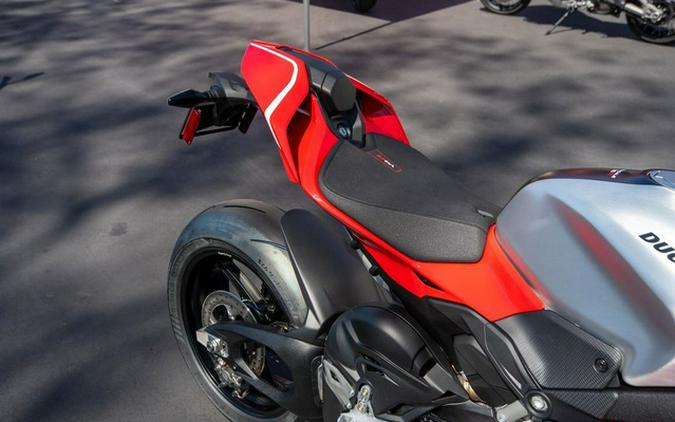 2026 Ducati Panigale V4 R