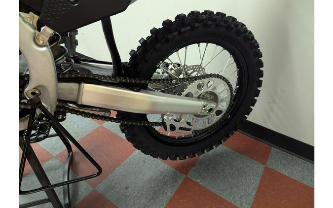 2026 CRF® 250R - Honda