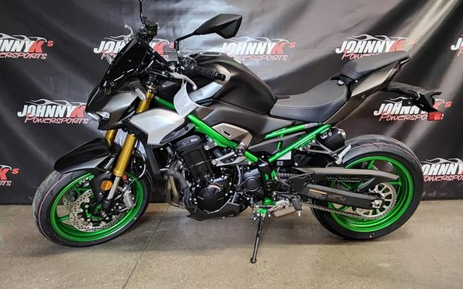 2026 Kawasaki Z900 SE ABS
