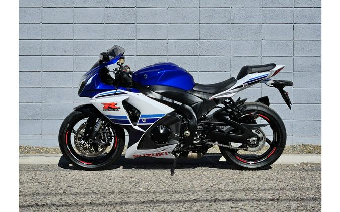 2016 Suzuki GSX-R1000