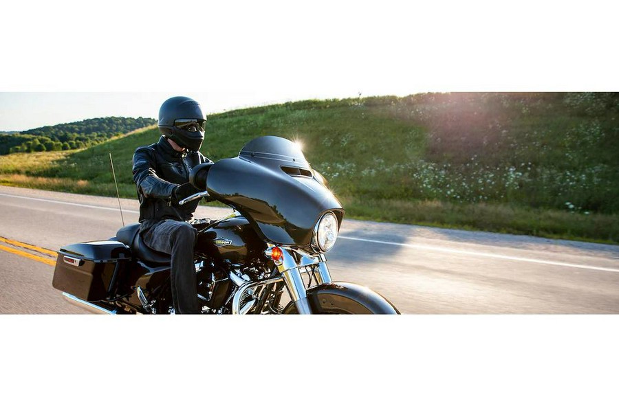 2021 Harley-Davidson® Street Glide® Base