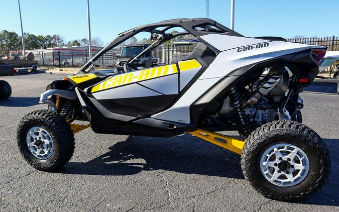 2024 Can-Am® Maverick R 999T DCT