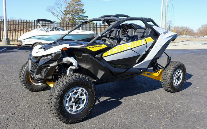 2024 Can-Am® Maverick R 999T DCT