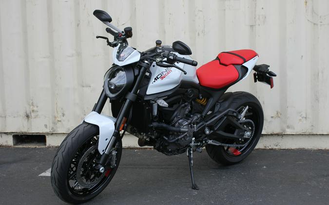 2024 Ducati Monster Plus