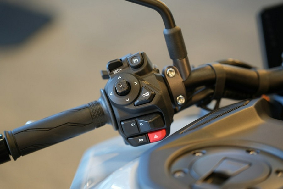 2025 Yamaha MT 09 SP