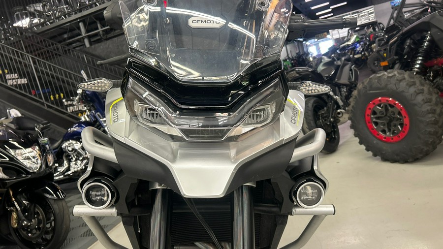 2023 CFMOTO Ibex 800 S