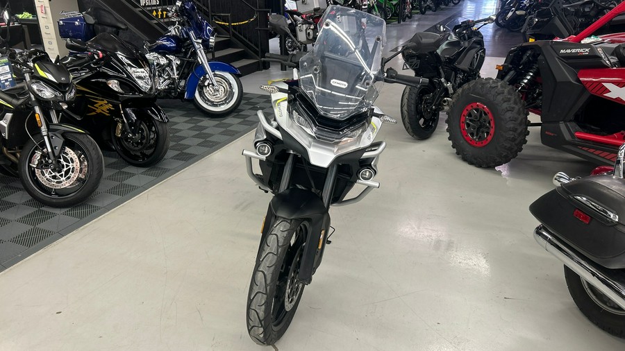 2023 CFMOTO Ibex 800 S