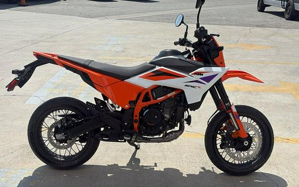 New 2026 KTM 390 SMC R