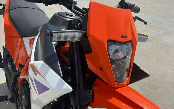 New 2026 KTM 390 SMC R