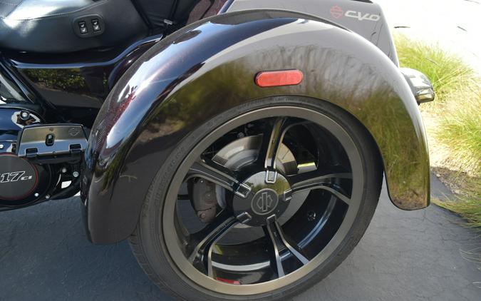 2021 Harley-Davidson CVO Tri Glide FLHTCUTGSE