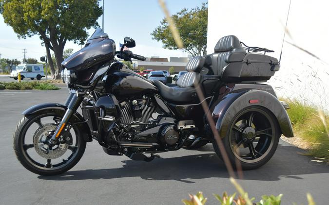 2021 Harley-Davidson CVO Tri Glide FLHTCUTGSE