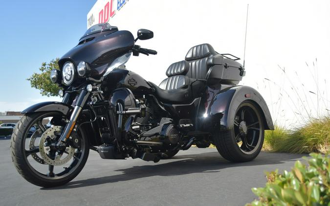 2021 Harley-Davidson CVO Tri Glide FLHTCUTGSE