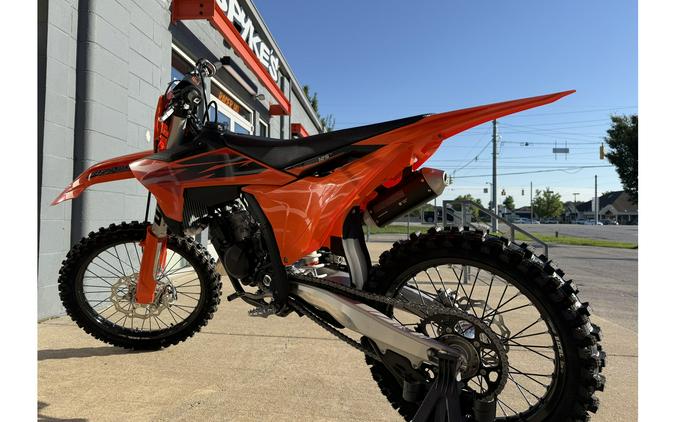 2027 125 SX - KTM