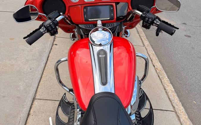 2017 Harley-Davidson Street Glide Special FLHXS