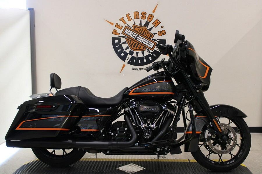 2022 Harley-Davidson® Street Glide® Special Apex (Black Finish)