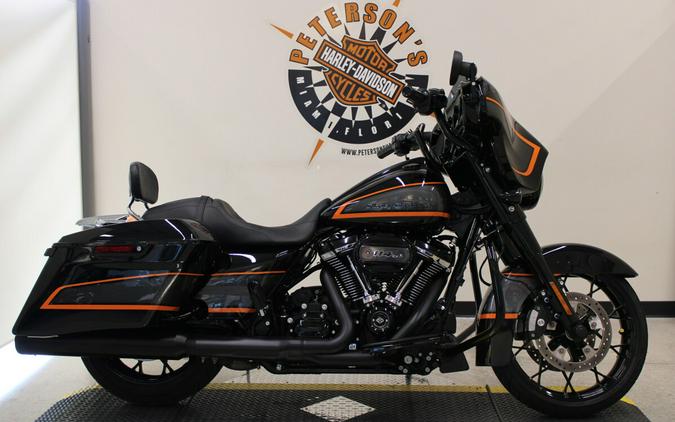 2022 Harley-Davidson® Street Glide® Special Apex (Black Finish)