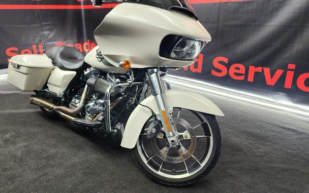 2022 Harley-Davidson® FLTRX ROAD GLIDE