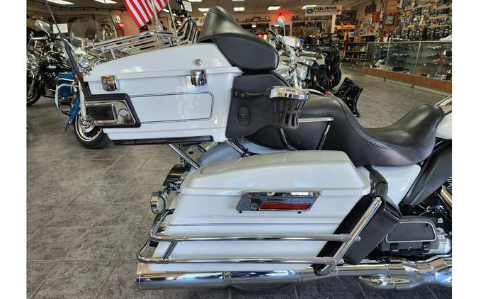 2013 Harley-Davidson® Electra Glide Ultra Classic FLHTCU