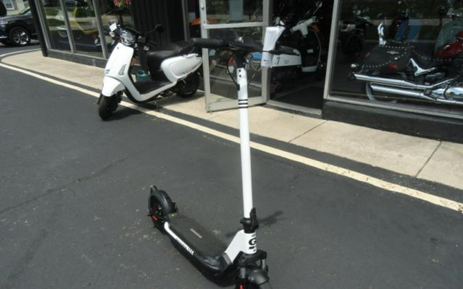 2024 Genuine Scooter Co MQi GT