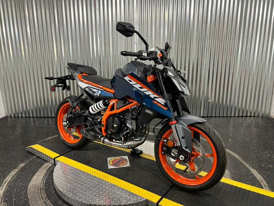 2024 KTM 390 Duke