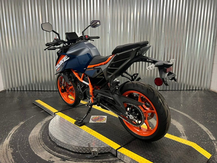 2024 KTM 390 Duke