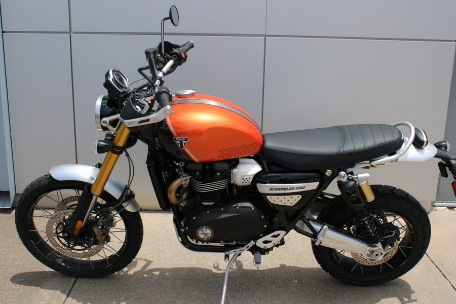 2025 Triumph Scrambler 1200 XE