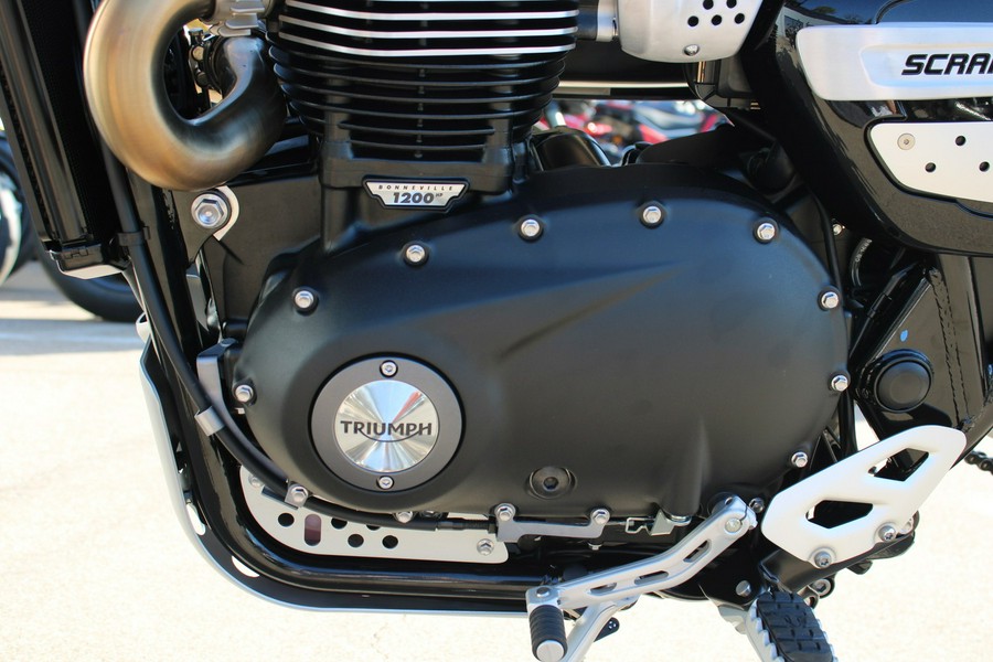 2025 Triumph Scrambler 1200 XE