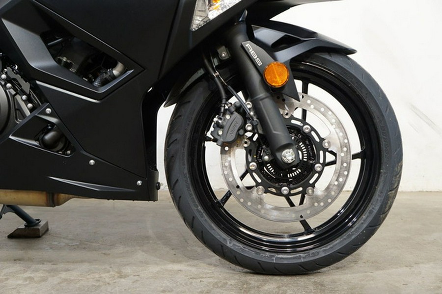 2026 Kawasaki Ninja 500 ABS Metallic Flat Spark Black