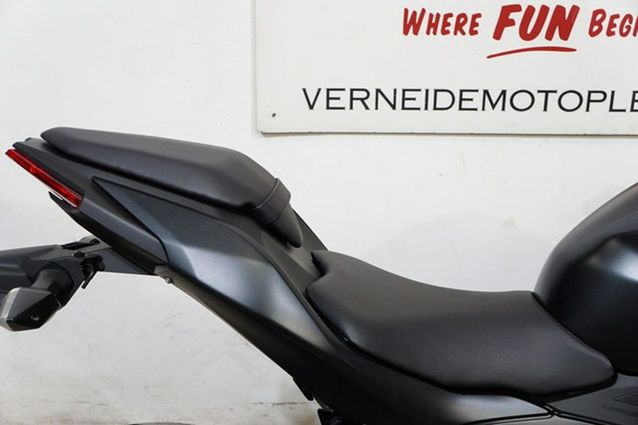 2026 Kawasaki Ninja 500 ABS Metallic Flat Spark Black