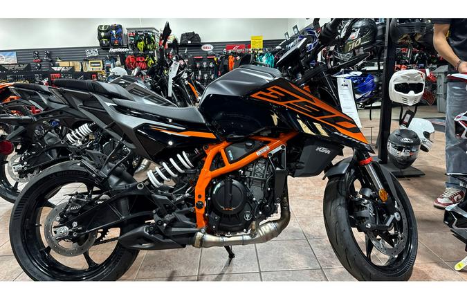 2026 DUKE 390 - KTM