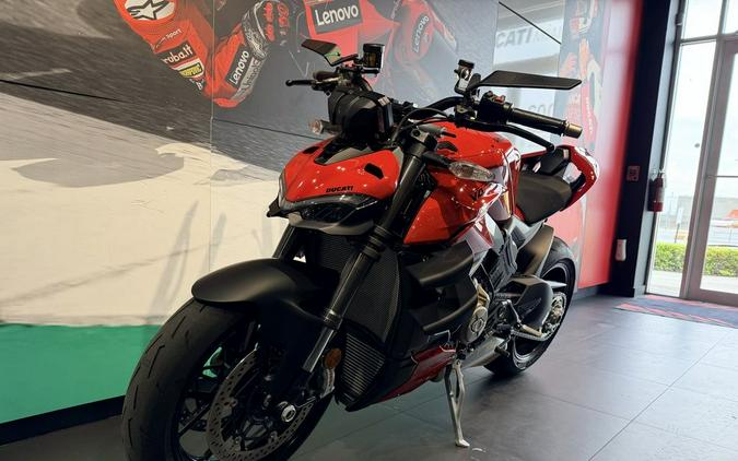 2025 Ducati Streetfighter V4 Ducati Red