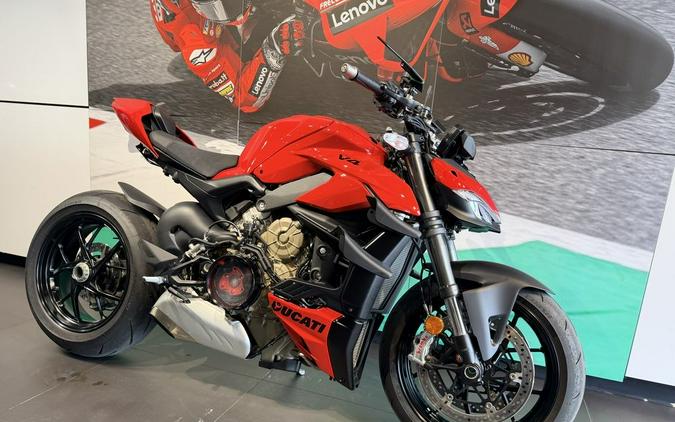 2025 Ducati Streetfighter V4 Ducati Red