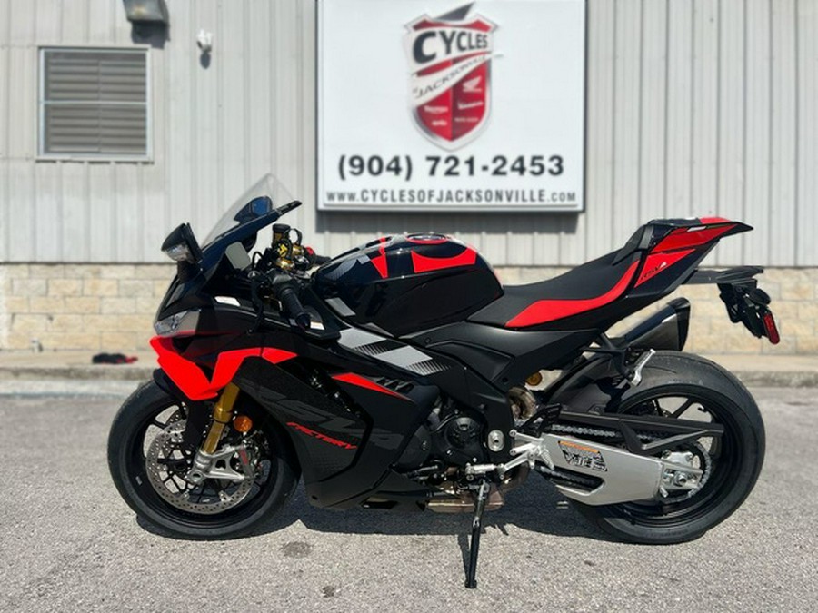 2026 Aprilia RSV4 Factory