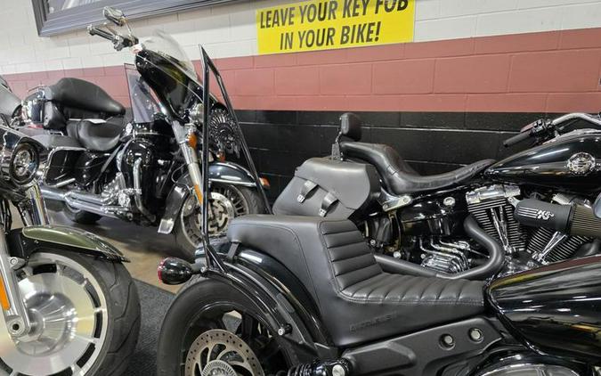 2019 Indian Motorcycle® Scout® Bobber Thunder Black