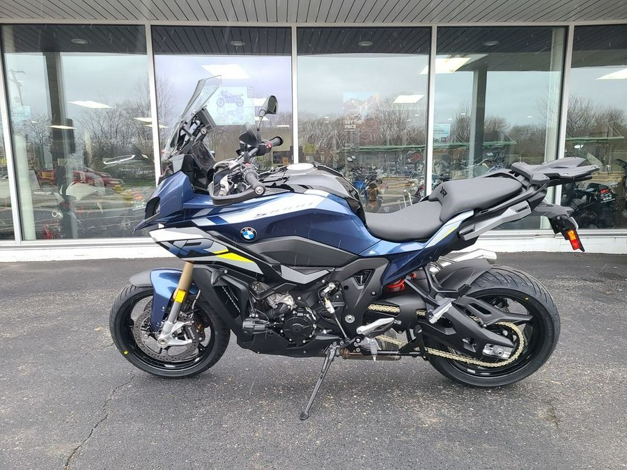 2024 BMW S 1000 XR Gravity Blue Metallic