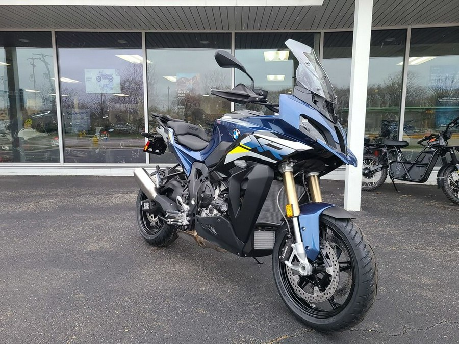 2024 BMW S 1000 XR Gravity Blue Metallic