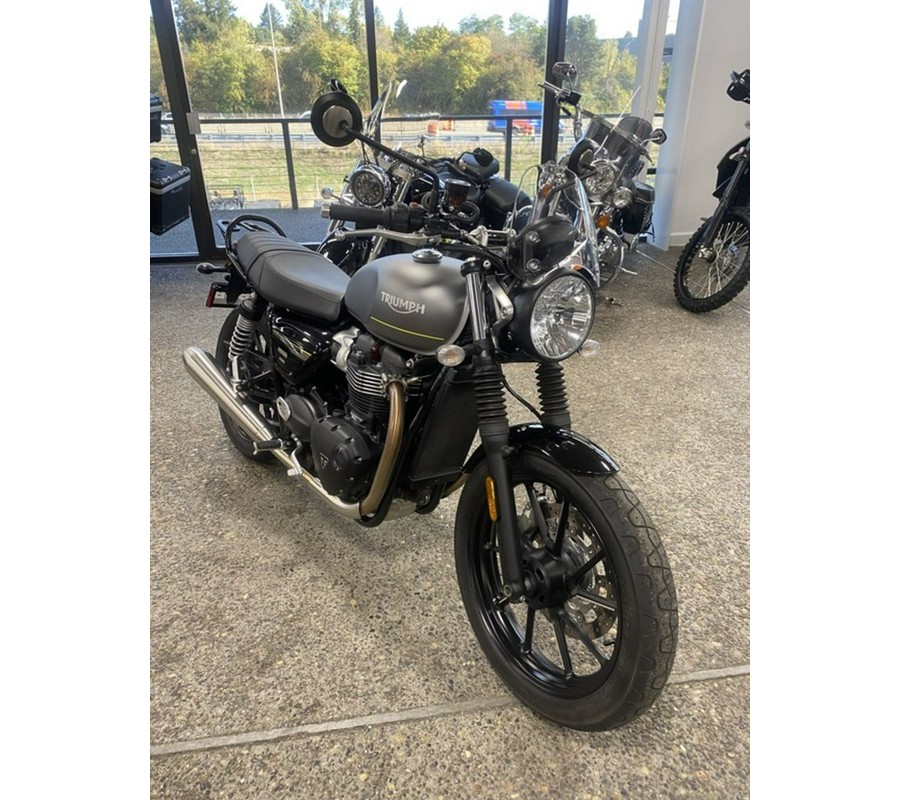 2023 Triumph Speed Twin 900 Chrome Edition