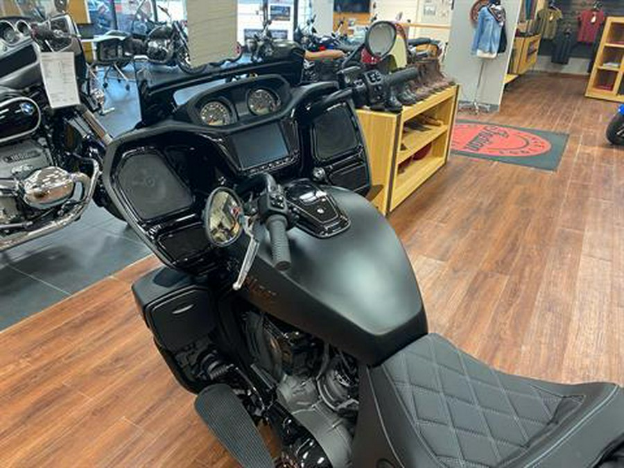 2023 Indian Motorcycle Pursuit® Dark Horse® with Premium Package