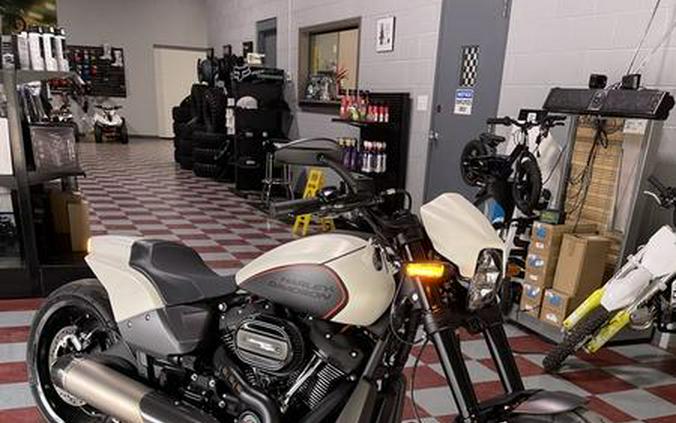 2019 Harley-Davidson® FXDRS 114