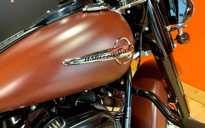 2018 Harley-Davidson® FLHCS - Softail® Heritage Classic 114