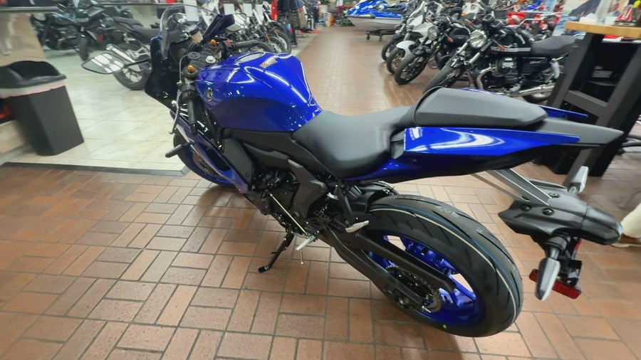 2025 Yamaha YZF R7