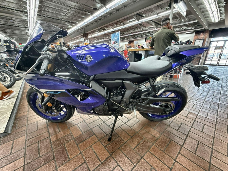 2025 Yamaha YZF R7