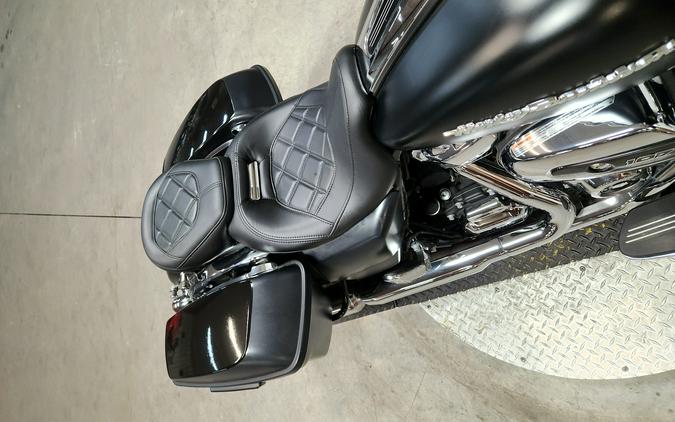 2018 Harley-Davidson® Road Glide® - FP8574