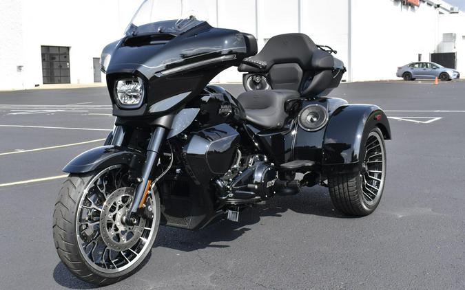 2026 Harley-Davidson Street Glide 3 Limited FLHLT