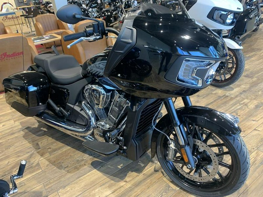 2021 Indian Motorcycle® Challenger® Thunder Black