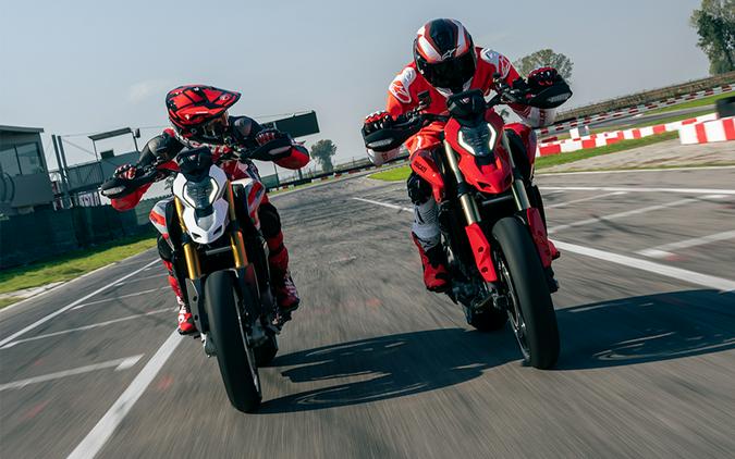 2027 Ducati Hypermotard V2 Ducati Red - 7669